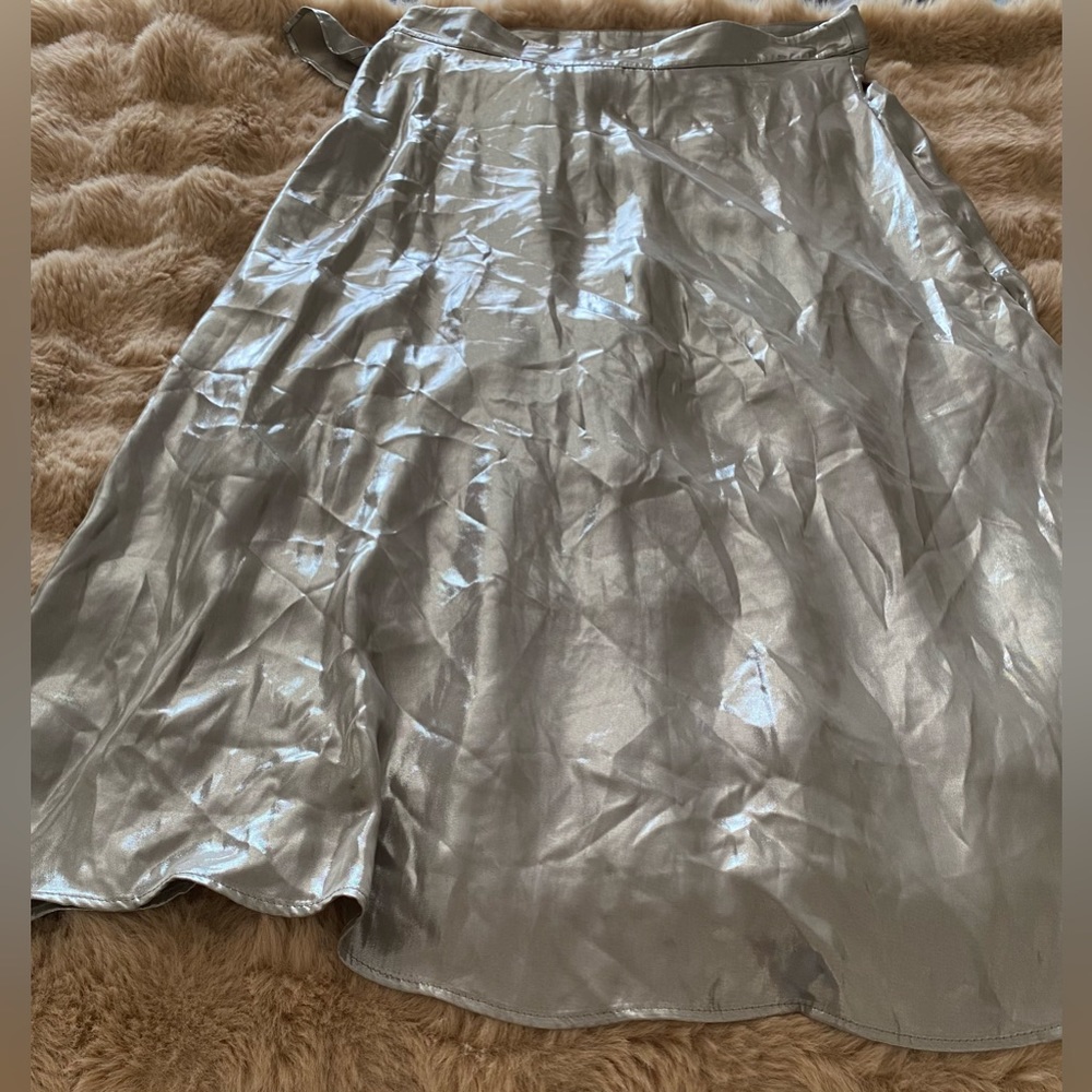 ZARA Metallic Effect Ruffled Skirt - Picture 2 of 9